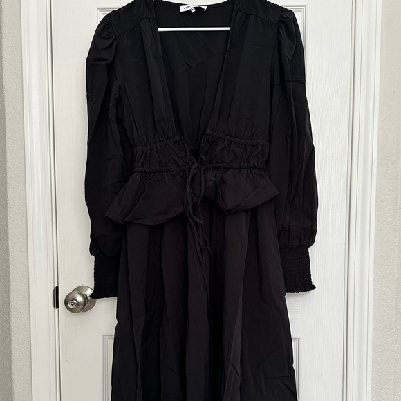 WeWoreWhat Dresses & Skirts - WeWoreWhat Black Long Sleeve Sundress